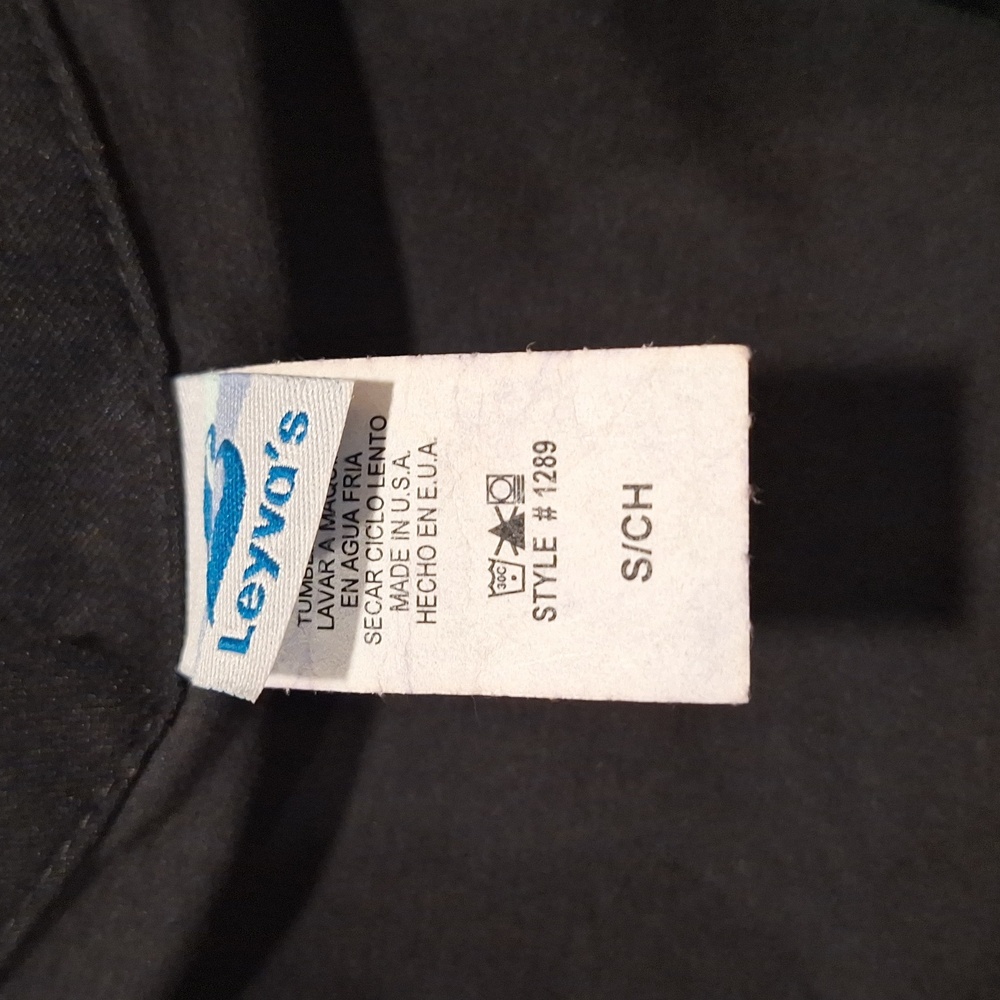 Vest - Picture 6 of 6